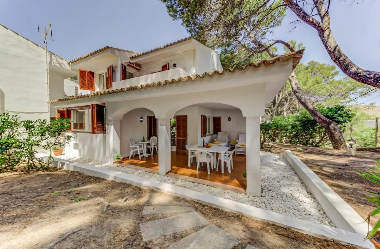 Can Botana 6 Cala de Sant Vicenc Casa de Férias